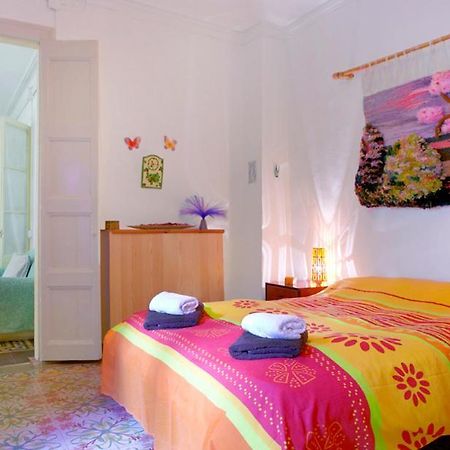 Habitacion En Piso Compartido 巴塞罗那 外观 照片